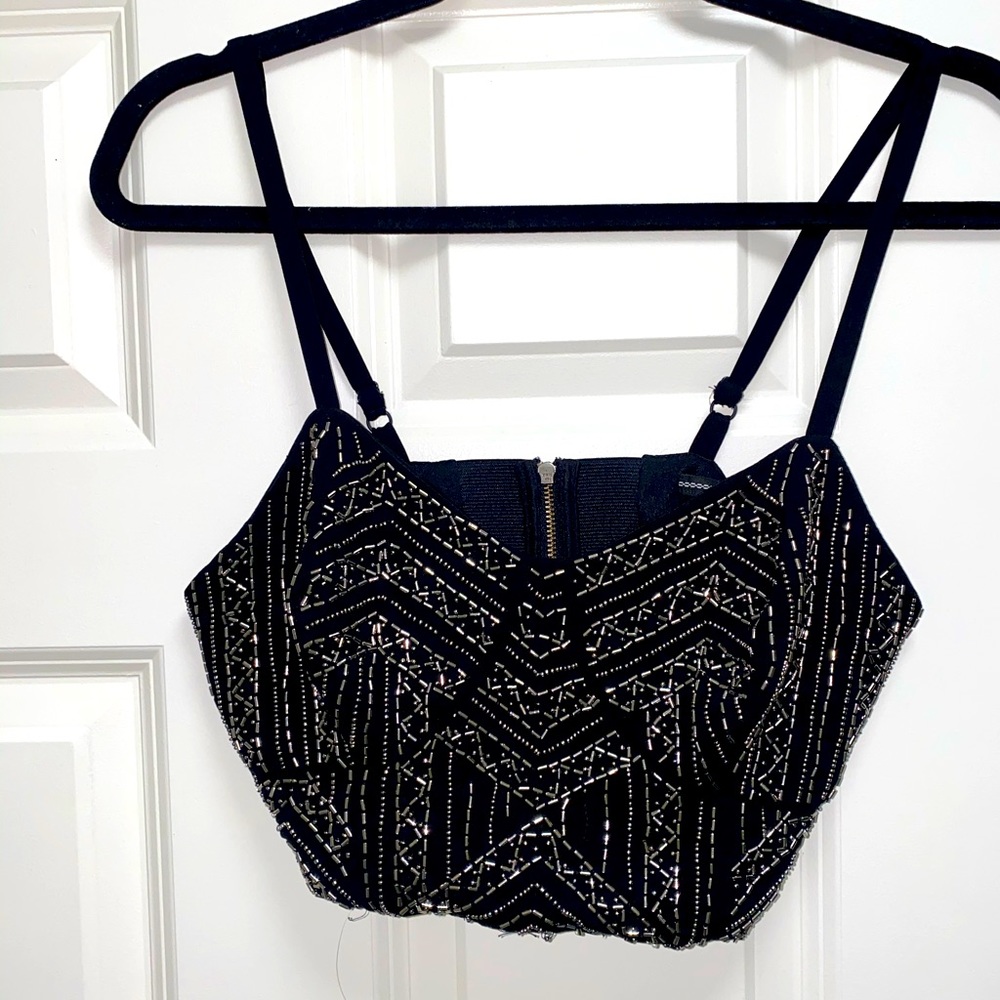 Guess top